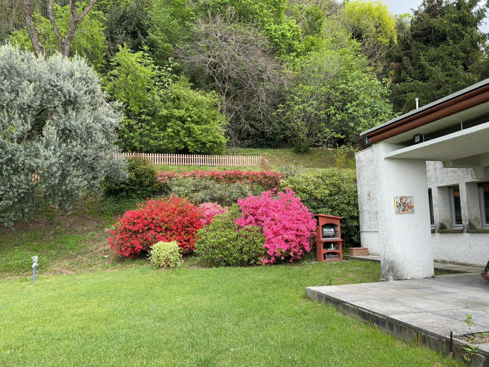 Villa Rossini Tavernerio Eksteriør billede